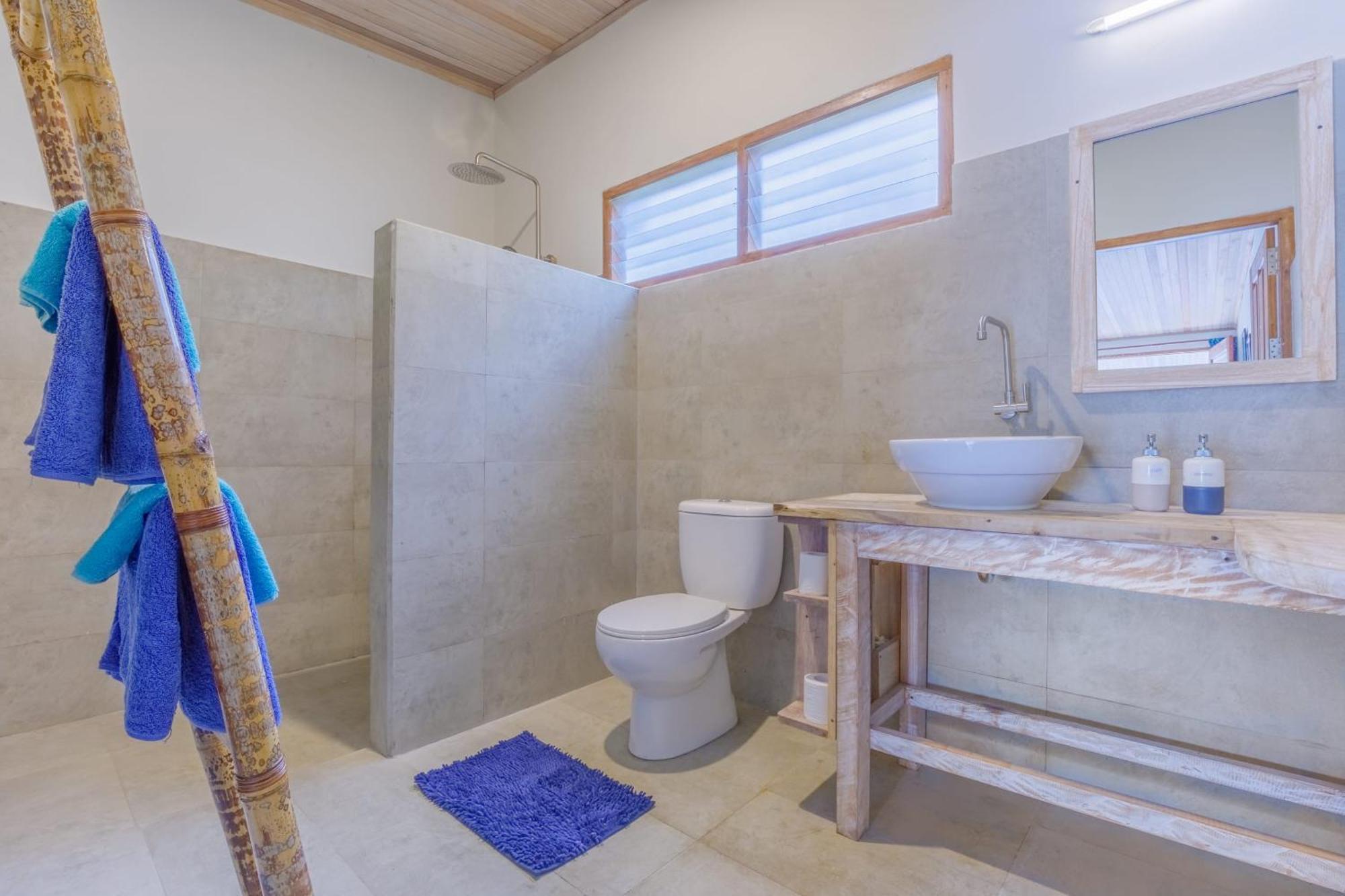 Thalassa Dive Resort Lembeh Airtembaga Dış mekan fotoğraf
